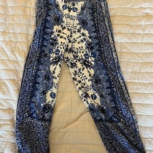 NWT Anthropologie size 6 flowy summer pant